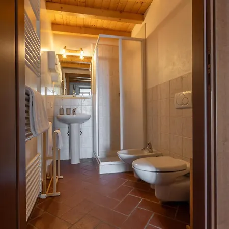 Cascina Cavenago Bed and Breakfast