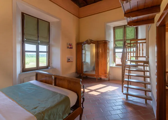 Cascina Cavenago 3* Ghemme