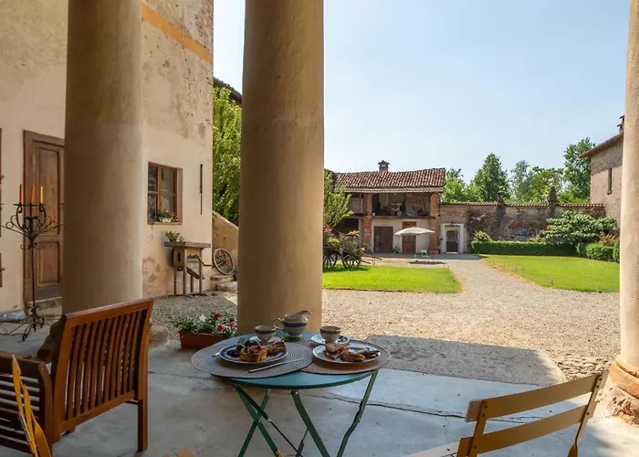 Cascina Cavenago 3*