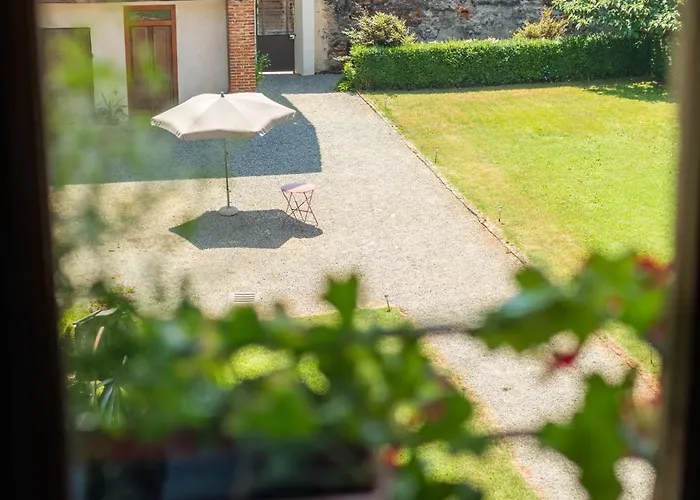 Cascina Cavenago 3*